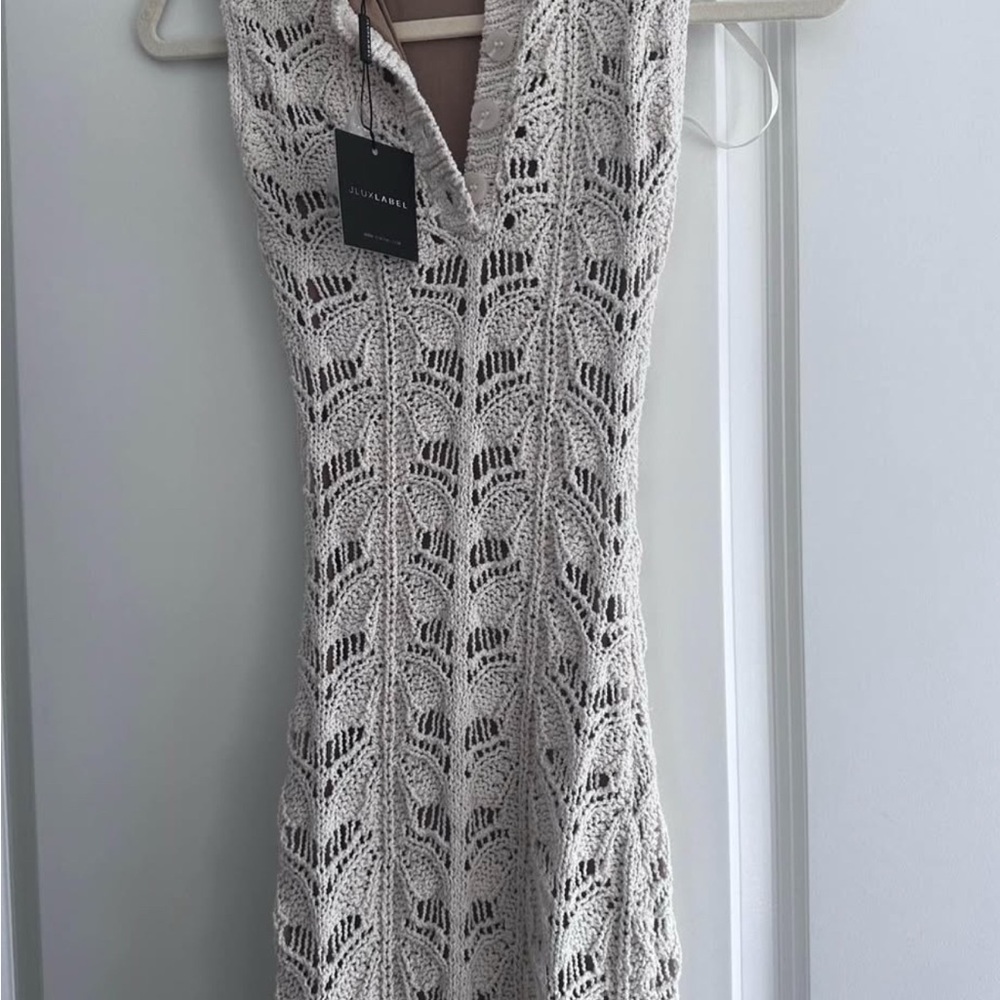 JLUXLABEL Black and White Sheath Dress Sleeveless V-neck BRAND NEW